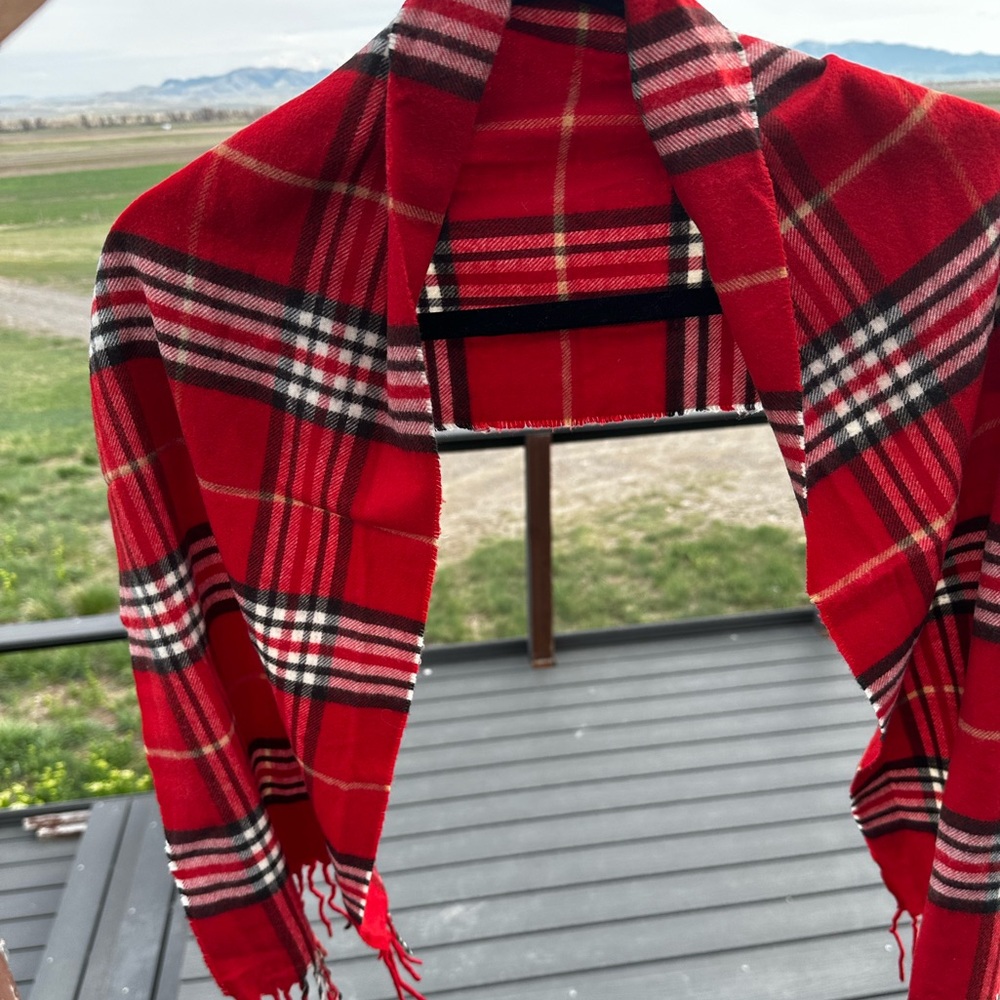 Vintage Burberrys Red Plaid Lambs Wool Scarf. (Unisex)
